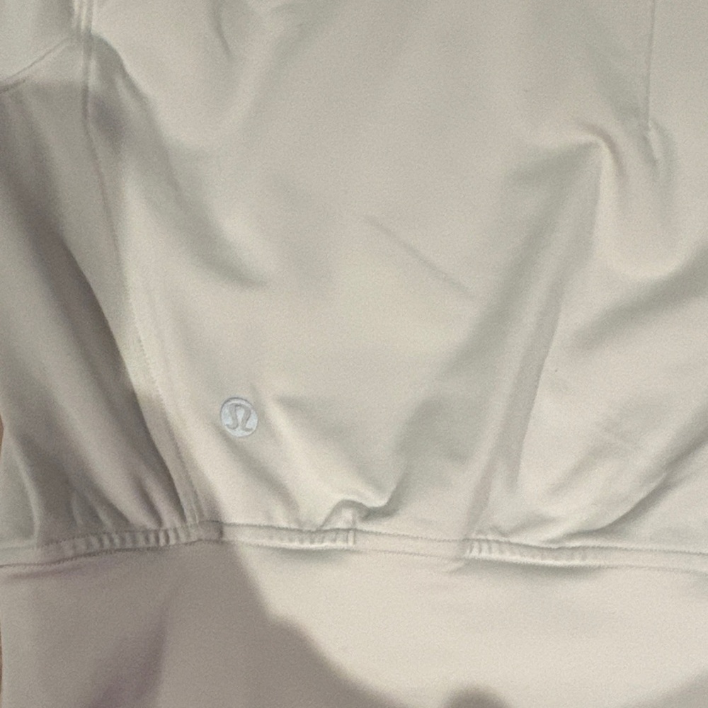 Lululemon athletica  Quarter-Zip cropped Pullover…. Never worn!!!!!! - Picture 5 of 7